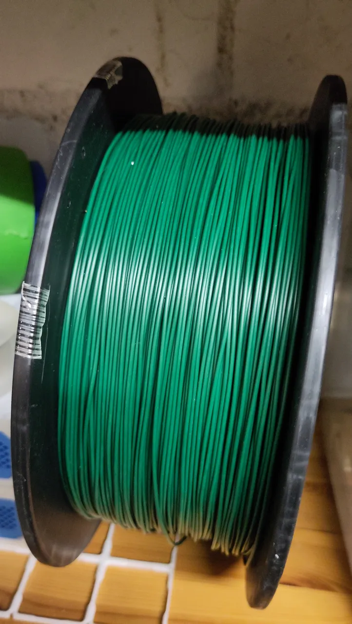 PLA Tannengrün
