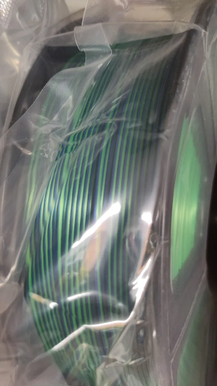 PLA Silk Farbe
