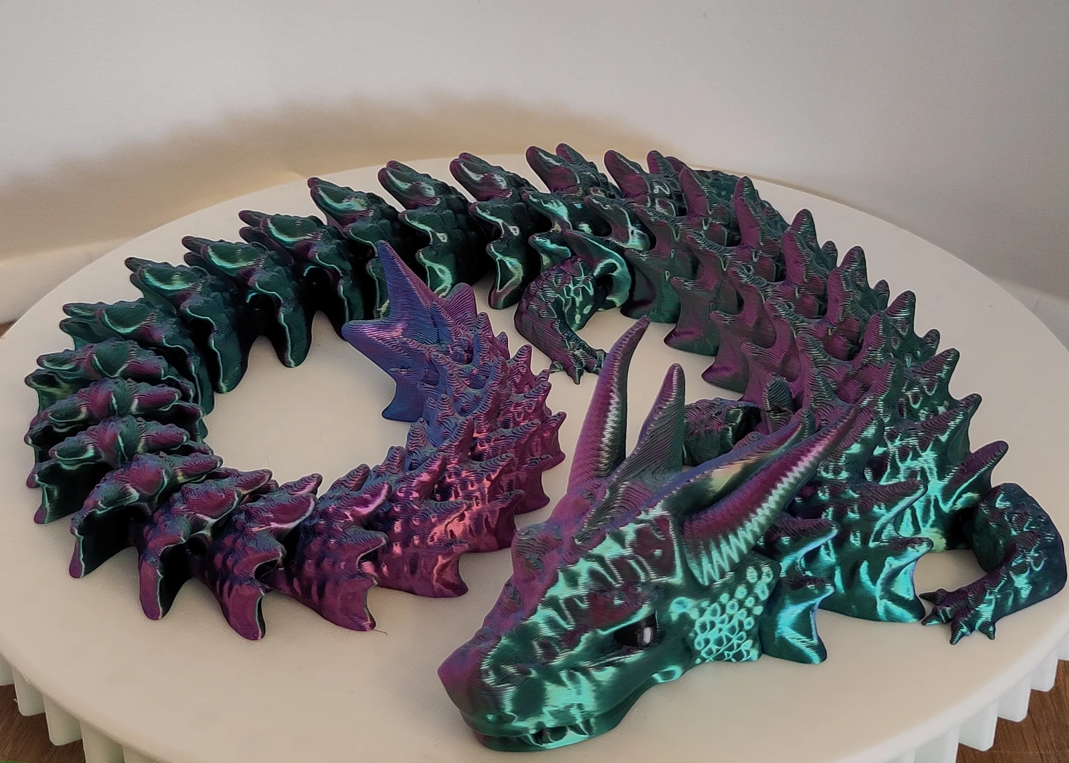 Shadow Coil Drache
