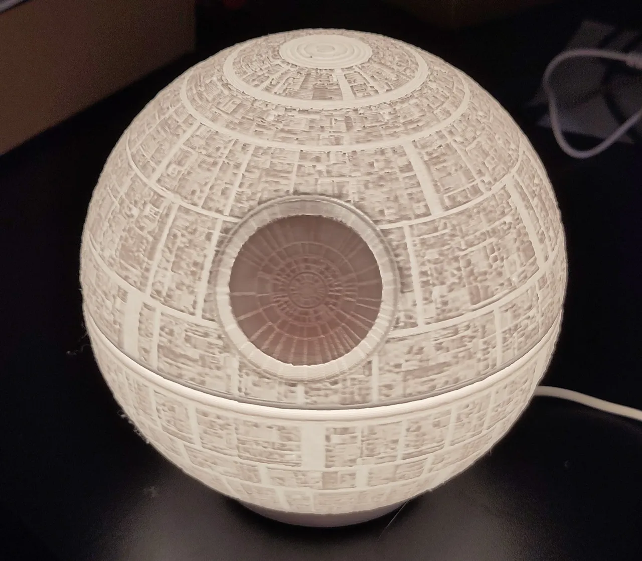 Todesstern Lampe
